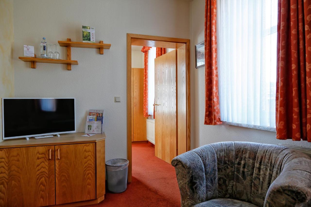 Konsum Gaestehaus Quisisana - Oberhof Oberhof  Zewnętrze zdjęcie